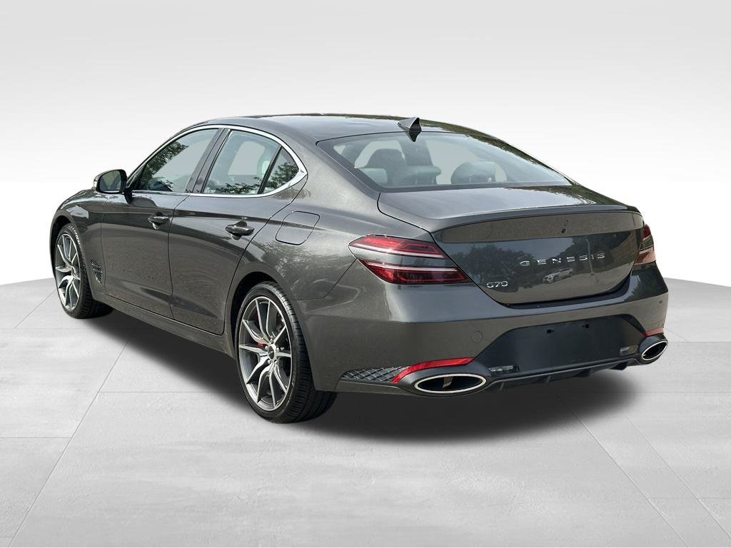 Used 2025 Genesis G70 2.5T RWD image 10