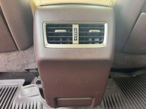 Used 2020 Lexus RX 350L Premium w/ Premium Package AWD/4WD image 17