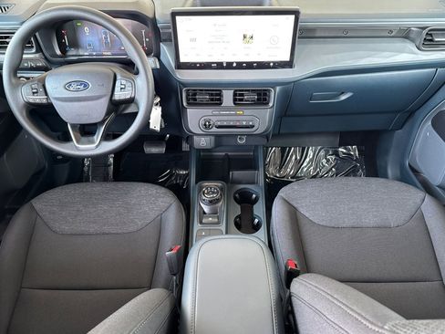 New 2025 Ford Maverick XL image 12
