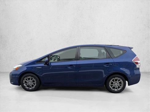 Used 2015 Toyota Prius V Two image 9