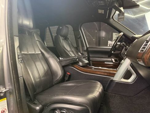 Used 2015 Land Rover Range Rover Supercharged AWD/4WD image 19