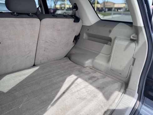 Used 2009 Ford Escape 2WD Hybrid image 37