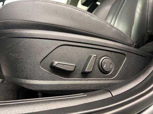 Used 2025 Hyundai Sonata Limited image 28