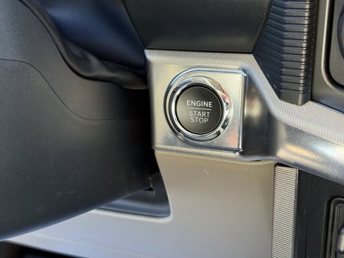 Certified 2024 Ford F150 Platinum w/ Equipment Group 703A Plus image 29