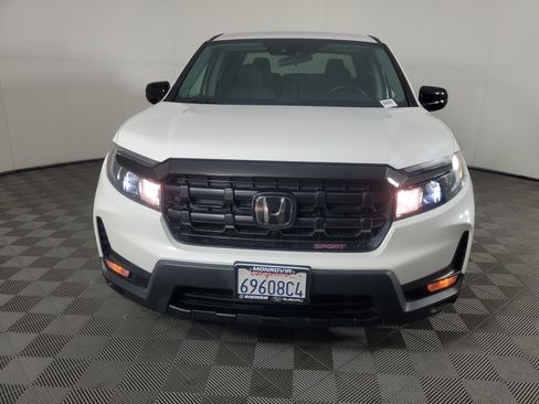 Used 2024 Honda Ridgeline Sport image 9