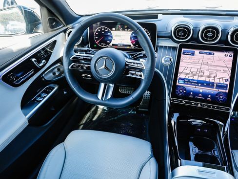 Used 2024 Mercedes-Benz C 300 Sedan image 14