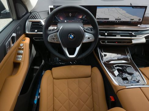 New 2027 BMW X7 xDrive40i w/ Premium Package AWD/4WD image 15