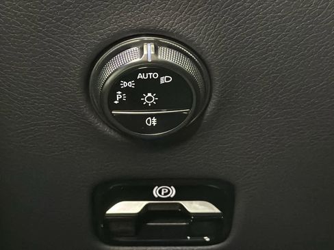 New 2026 Mercedes-Benz GLC 300 4MATIC image 17