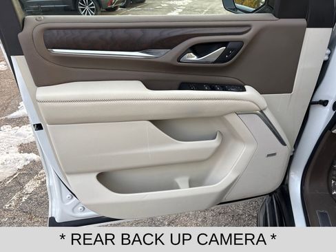 Used 2021 GMC Yukon XL Denali image 10