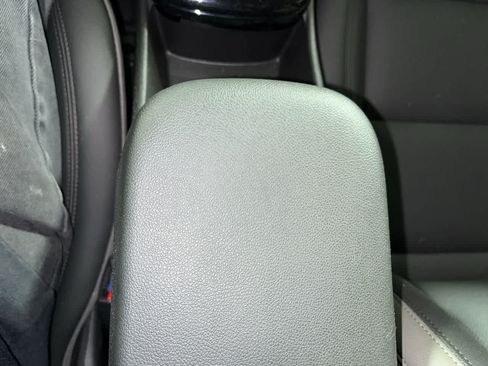 Used 2024 Chevrolet Trax ACTIV w/ Sunroof Package FWD image 21