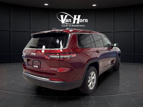 Used 2023 Jeep Grand Cherokee L Limited AWD/4WD image 3