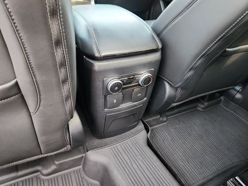 Certified 2022 Ford Explorer XLT w/ Equipment Group 202A image 12