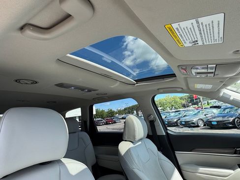 Used 2024 Kia Telluride S w/ S Sunroof Package AWD/4WD image 34