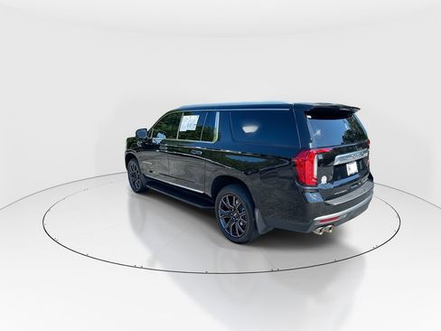 Used 2024 GMC Yukon XL Denali RWD image 6