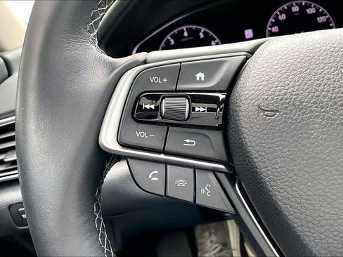 Used 2019 Honda Accord EX-L image 12
