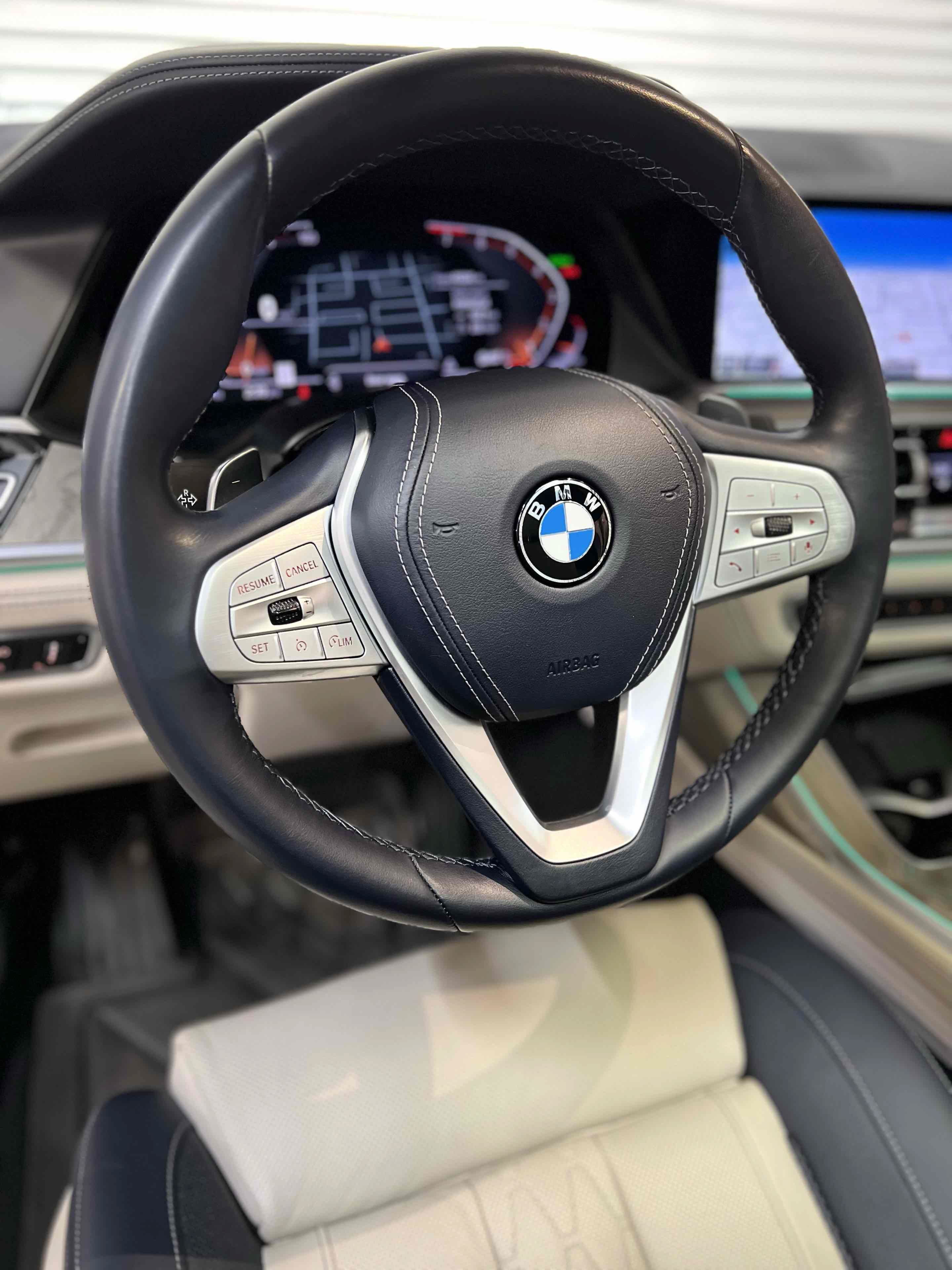 Used 2020 BMW X7 xDrive40i w/ Premium Package AWD/4WD image 44