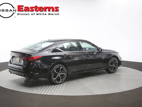 Used 2023 Nissan Altima 2.5 SR FWD image 40