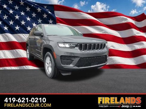 New 2026 Jeep Grand Cherokee Laredo X AWD/4WD image 1