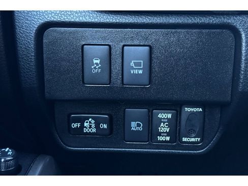 Certified 2021 Toyota Tacoma Limited image 29