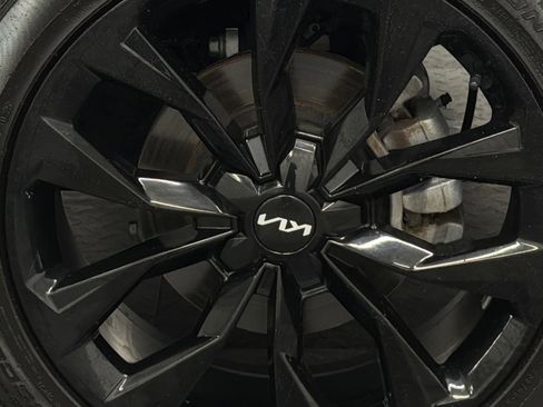 Used 2023 Kia Sorento SX image 5