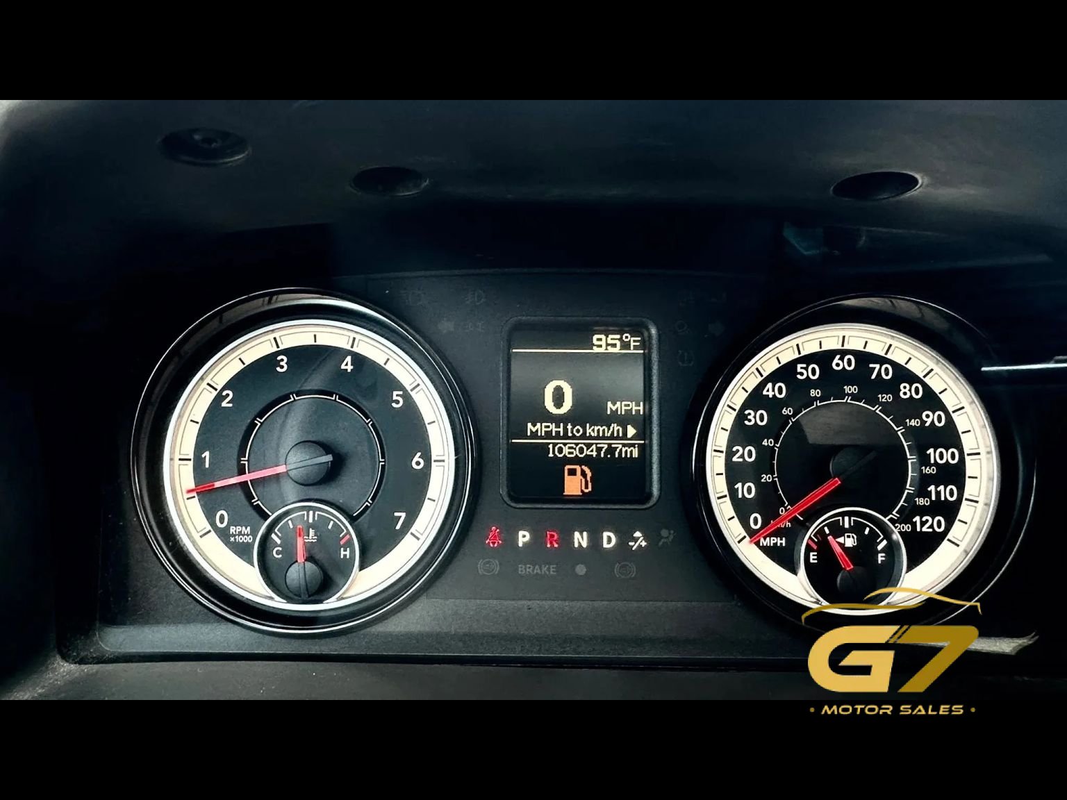 Used 2017 RAM 1500 Express RWD image 11