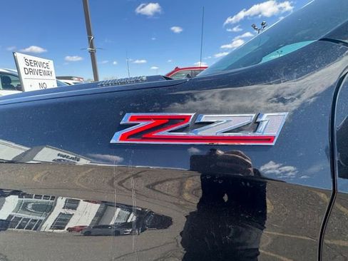 Used 2020 Chevrolet Silverado 1500 LTZ w/ LTZ Premium Package image 9