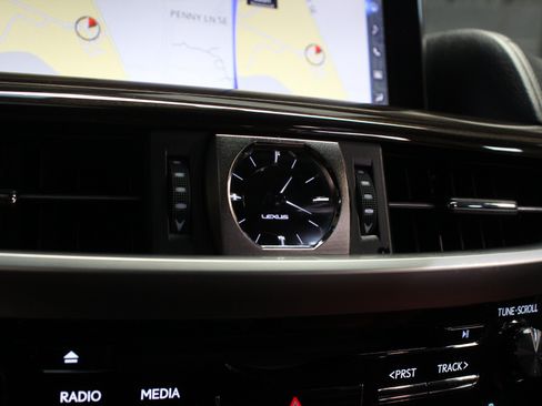Used 2021 Lexus LX 570 4WD w/ Sport Package image 80