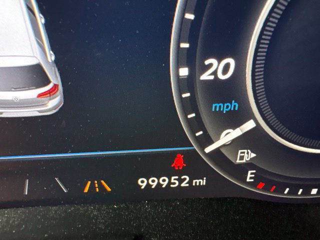 Used 2019 Volkswagen Golf R 4-Door AWD/4WD image 4