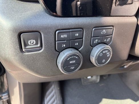 New 2026 Chevrolet Silverado 1500 LT w/ Z71 Off-Road Package image 20