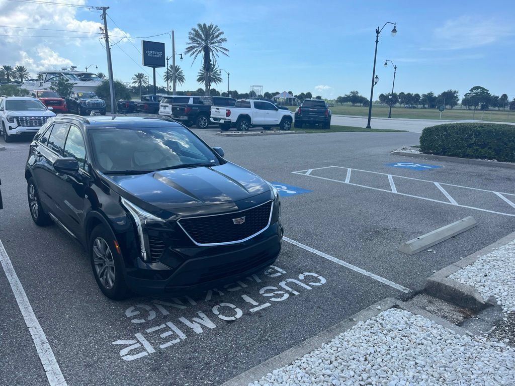 Used 2020 Cadillac XT4 Sport AWD/4WD image 2