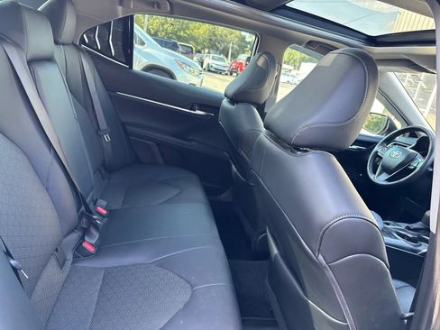 Used 2023 Toyota Camry XSE FWD image 12