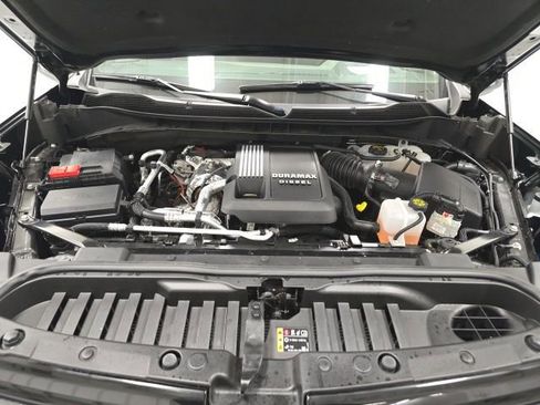 Certified 2025 Chevrolet Silverado 1500 ZR2 w/ Technology Package image 32