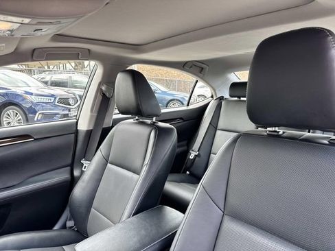 Used 2018 Lexus ES 350 w/ Premier Package image 32