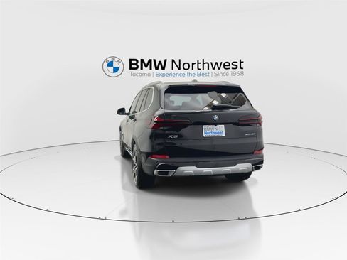 New 2026 BMW X5 xDrive40i w/ Premium Package image 13