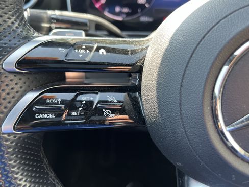 Used 2023 Mercedes-Benz C 300 Sedan image 19