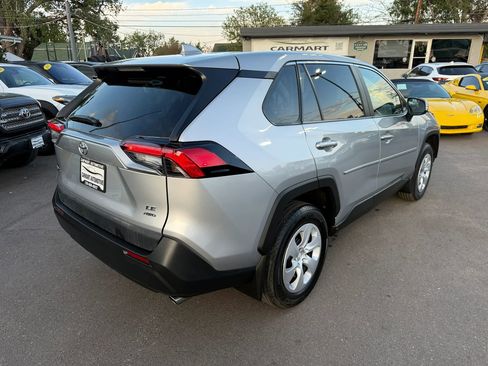 Used 2025 Toyota RAV4 LE AWD/4WD image 9