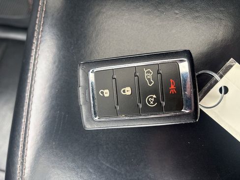 Used 2022 Jeep Grand Cherokee L Summit w/ Luxury Tech Group V image 35