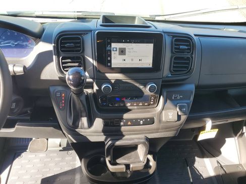 New 2026 RAM ProMaster 3500 w/ Crew Van Package FWD image 16