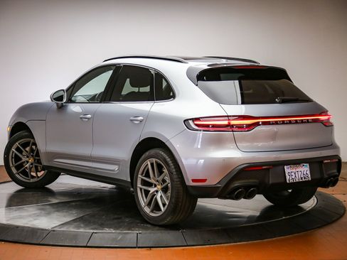 Used 2023 Porsche Macan AWD/4WD image 5
