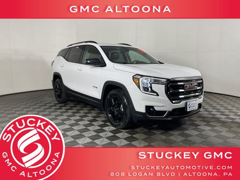 Used 2023 GMC Terrain AT4 image 1