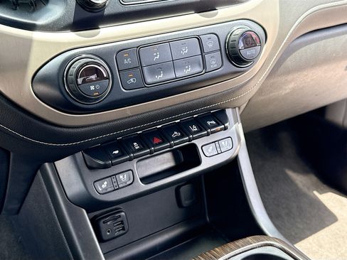 Used 2019 GMC Canyon Denali AWD/4WD image 10