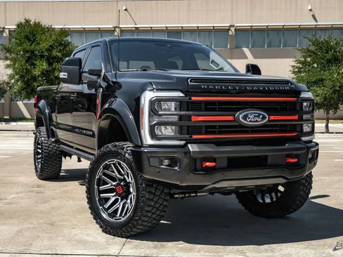 Used 2024 Ford F250 Lariat w/ Lariat Ultimate Package AWD/4WD image 23