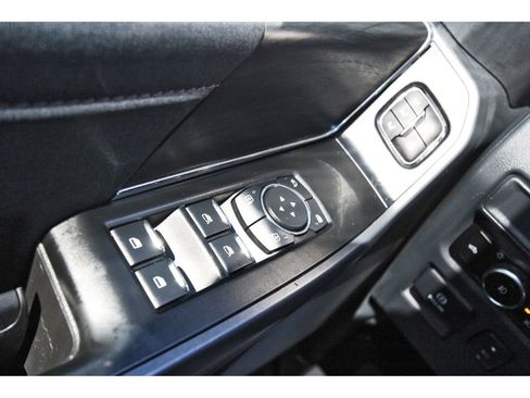 Used 2025 Ford F150 Lariat AWD/4WD image 19