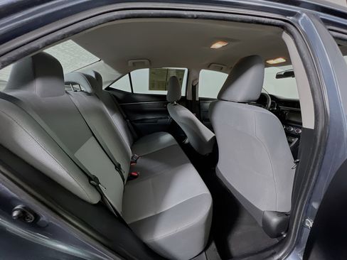 Used 2016 Toyota Corolla L image 32
