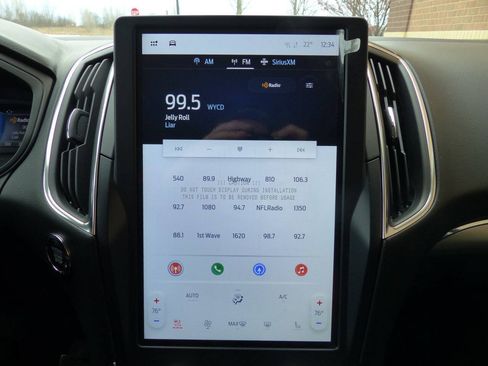 Used 2023 Ford Edge Titanium w/ Equipment Group 301A AWD/4WD image 29