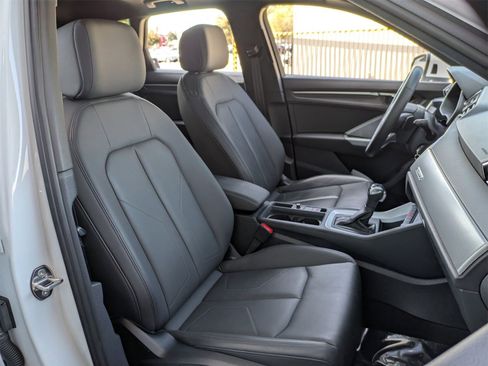 Used 2022 Audi Q3 2.0T Premium w/ Convenience Package image 28