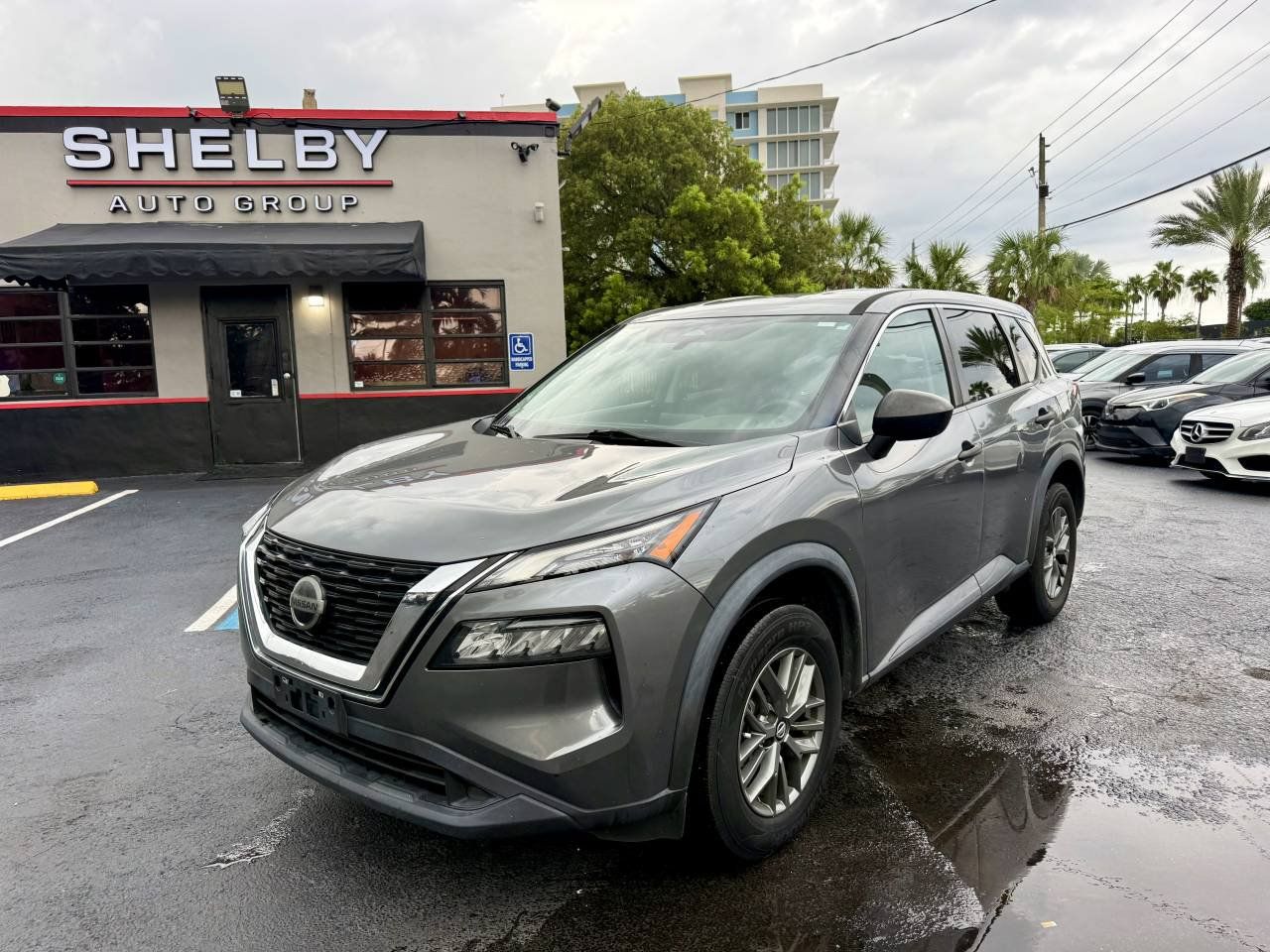 Used 2021 Nissan Rogue S FWD image 6