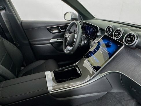 New 2026 Mercedes-Benz GLC 300 image 15