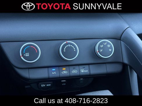 Used 2026 Hyundai Elantra SE image 23