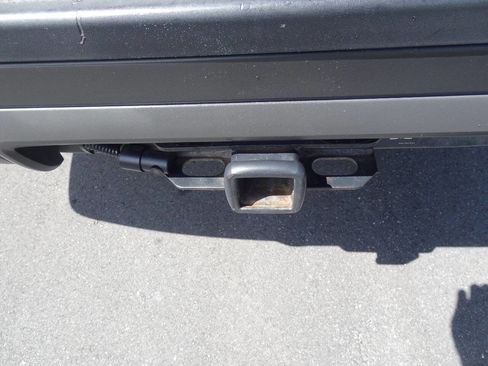 Used 2004 Ford Expedition XLT image 12